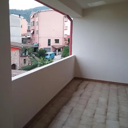 Nel Cuore Di Alojamento de Acomodação e Pequeno-almoço Loceri